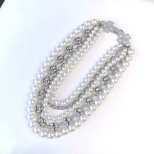 Ann Taylor Pearl, Mixed Media Statement necklace